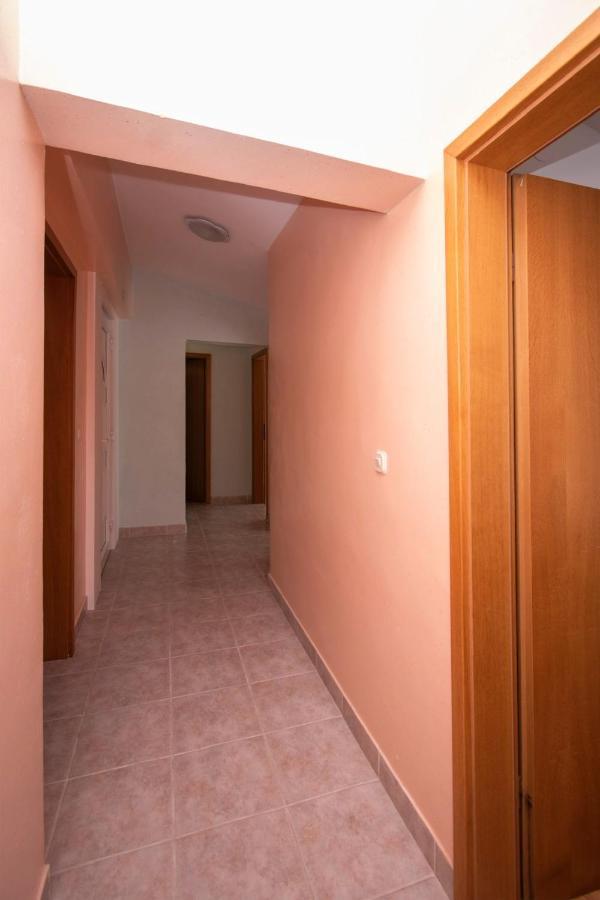 Family Holiday Apartments Lucia Vodice Esterno foto