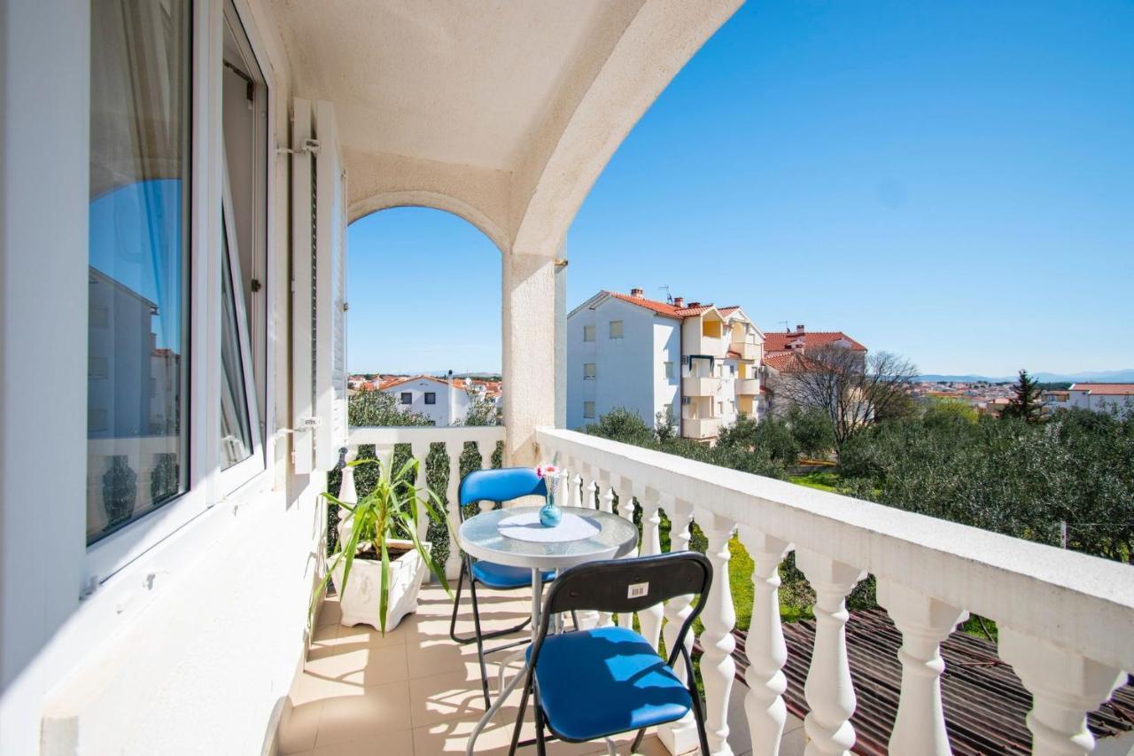 Family Holiday Apartments Lucia Vodice Esterno foto