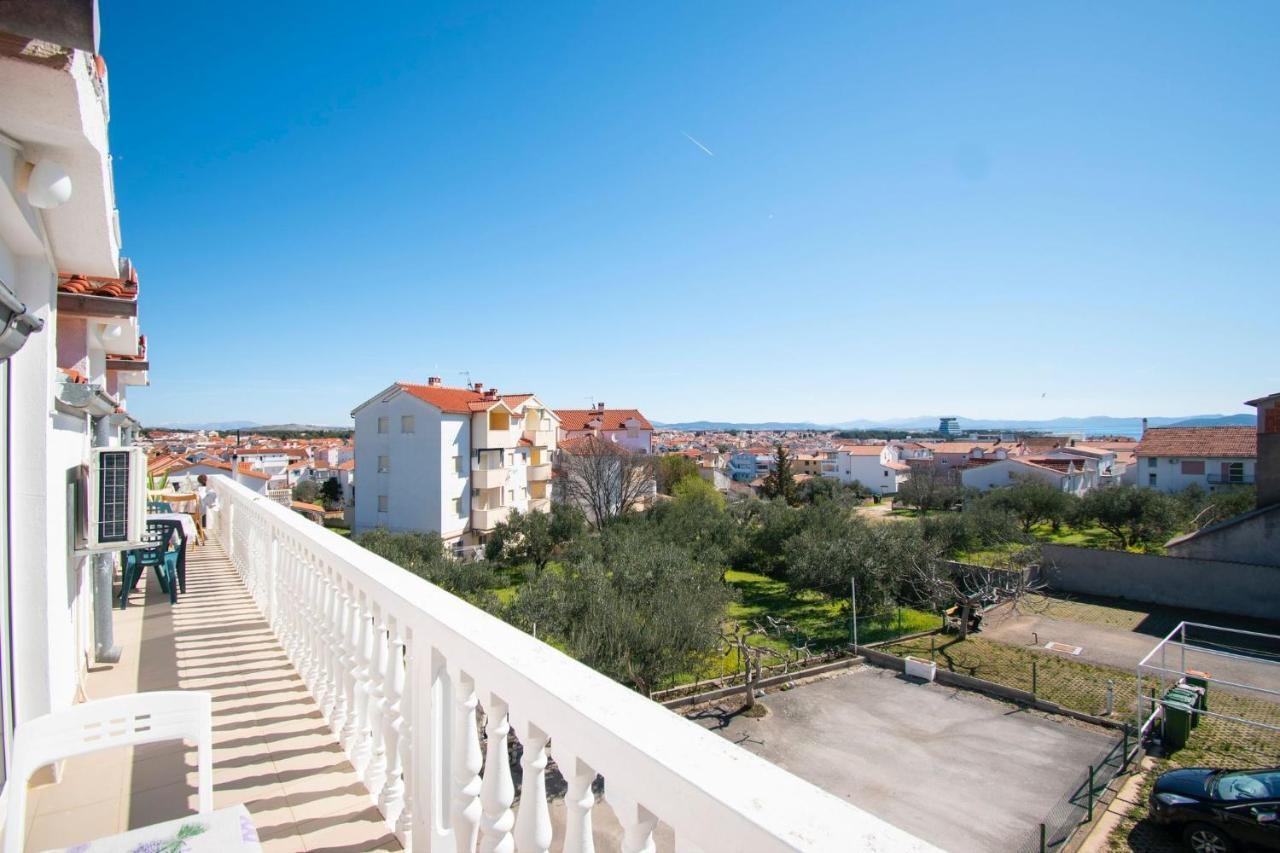 Family Holiday Apartments Lucia Vodice Esterno foto